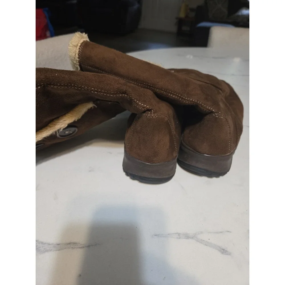 Itasca Blitzen Women's Size 10 Brown Faux Suede Winter Boots Faux Fur Lined